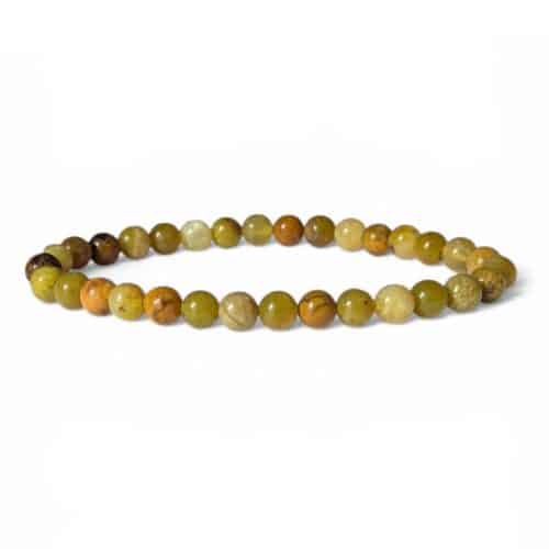 Bracelet en opale verte 6 mm de qualité, idéal pour accompagner les changements positifs, retrouver le calme intérieur et ouvrir son cœur aux nouvelles opportunités.